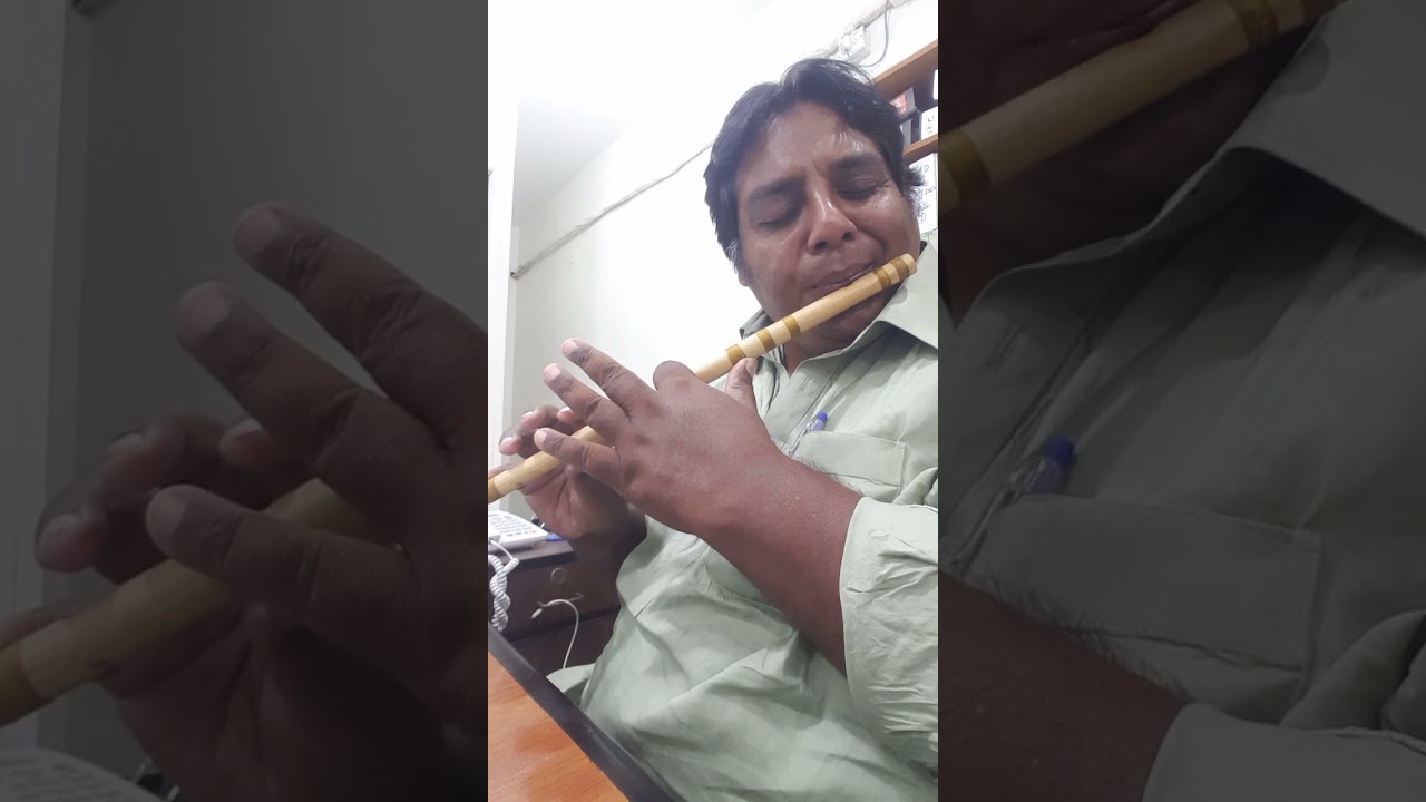 Mera Chand Mujhay Aya Hai Nazar