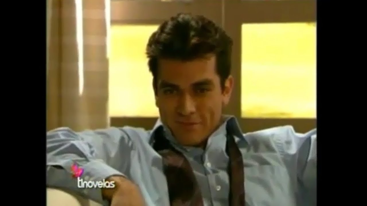 Jorge Salinas en tres mujeres (71)