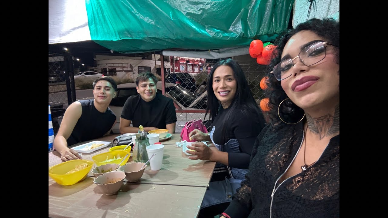 Kary Torres Oficial está en vivo Venimos a cenar