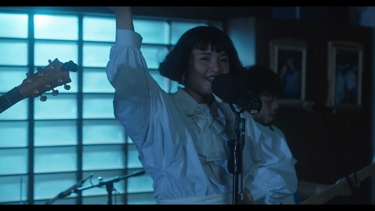 White Shoes & The Couples Company – Sam & Mul (live version “2020” film)