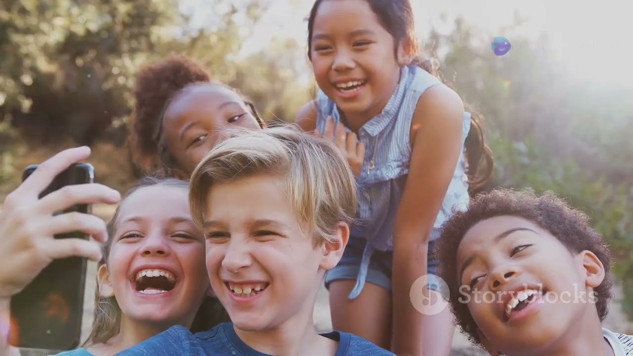 Parenting Trends 2025: Raising Mindful and Balanced Kids