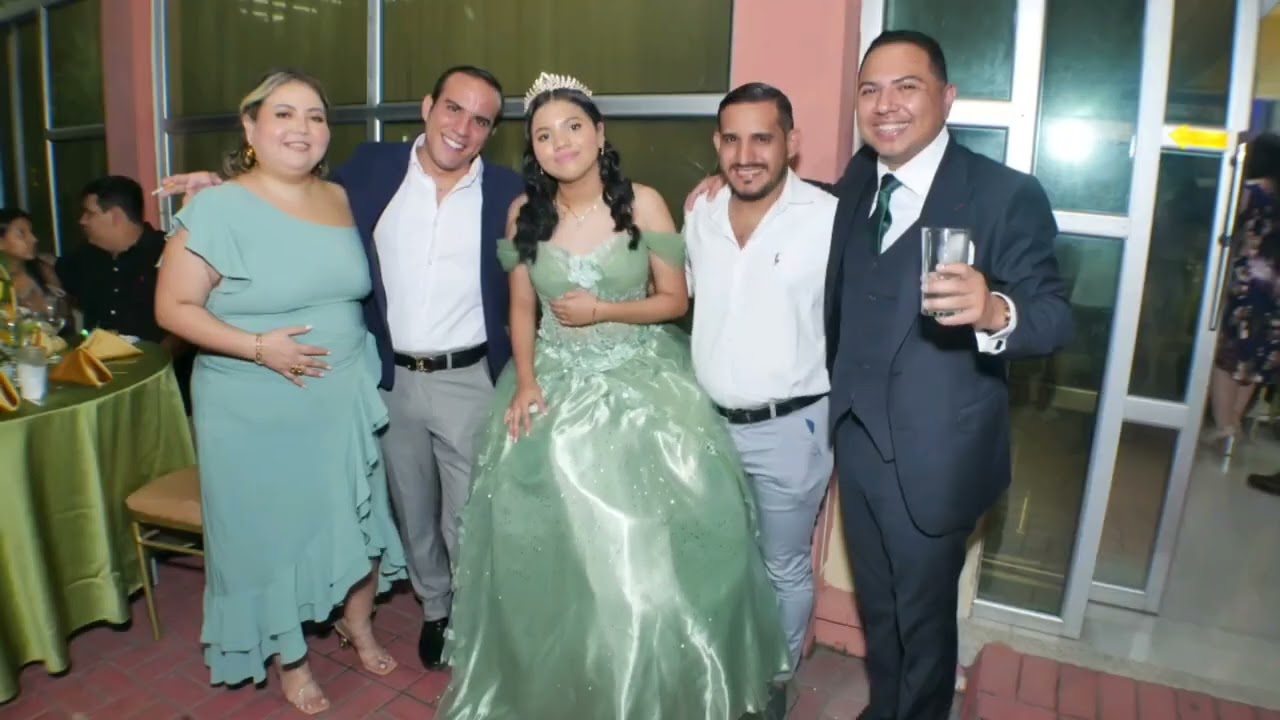 Video foto Quince Lia