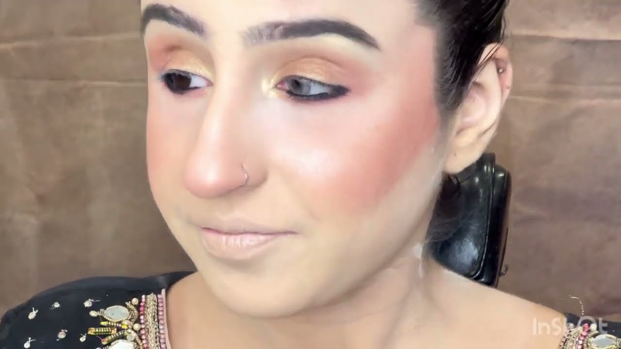 How to Make Small Eyes Appear Bigger | Farah Salon Islmabad |