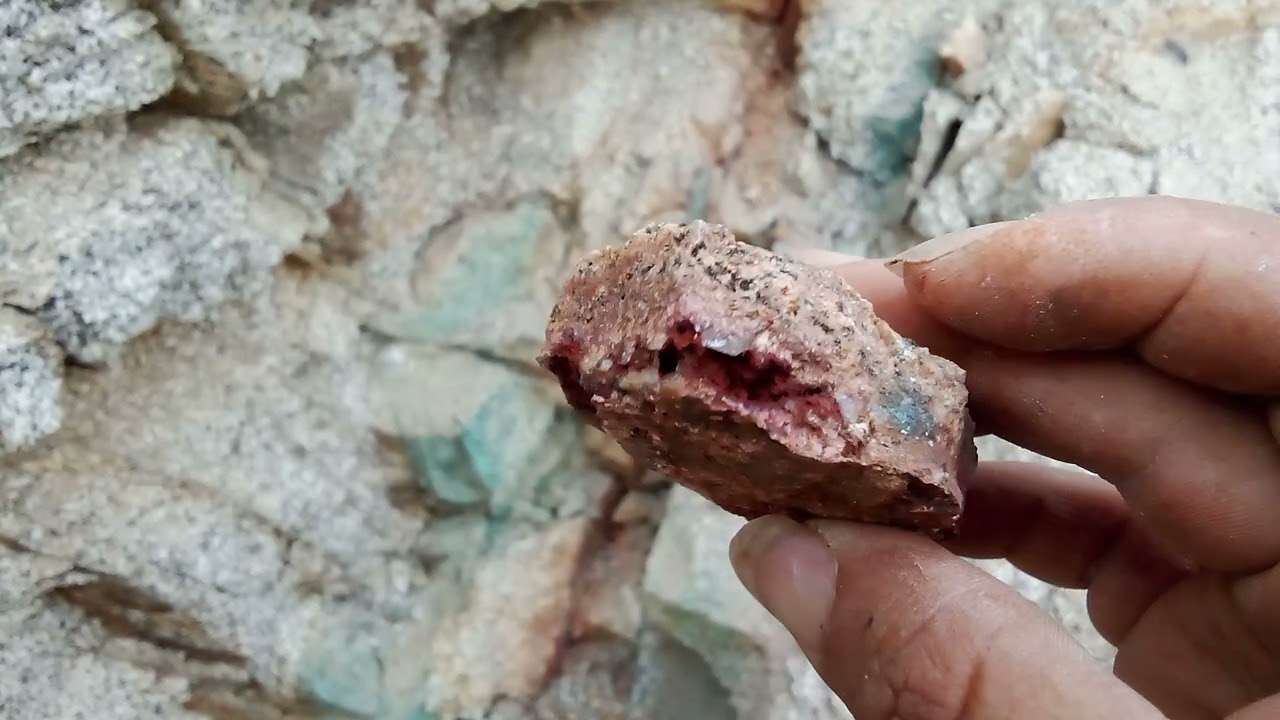 MINERIA : VETA DE COBRE (Carbonato de cobre) Con contenido de oro y plata !!#oro #cobre #plata #zinc