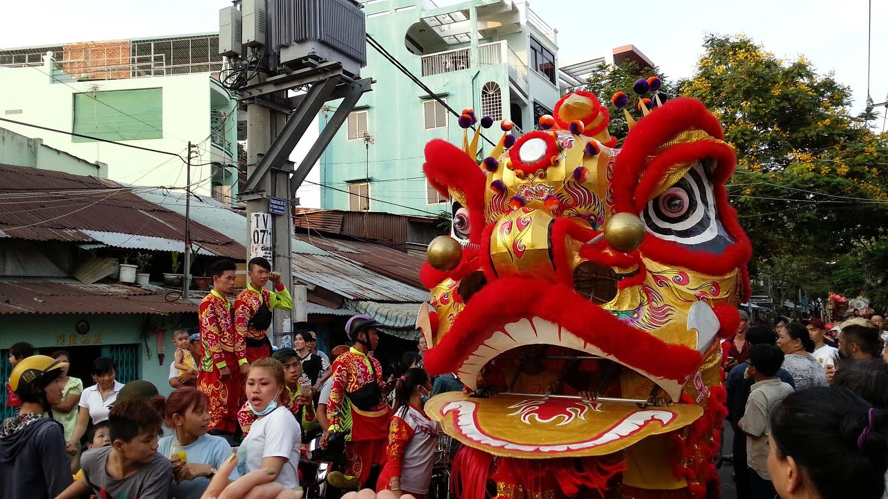 LÂN SƯ KHỔNG LỒ ĐỘC LẠ TO LỚN NHẤT. MÚA LÂN HOÀNH TRÁNG NHẤT. Lân Sư Rồng Lâm Minh. Bigest Lion