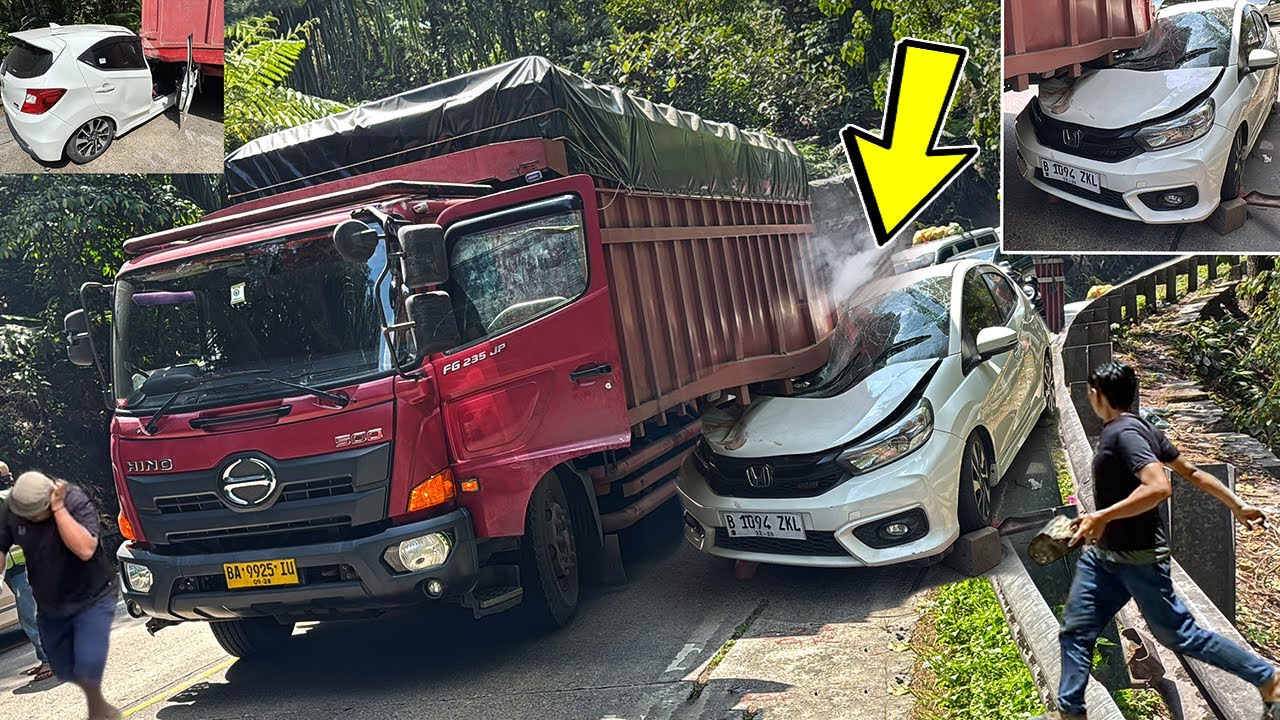 INNALILLAHI !!! KABAR DUKA SEKARANG INI, Tabrakan Keras Minibus Sampai Remuk di Sitinjau Lauik