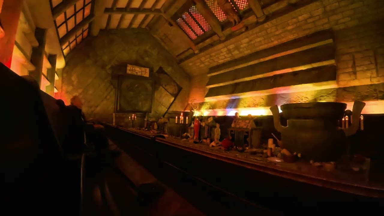 Phantasialand Feng Ju Palace Vekoma Madhouse Onride POV May 2025