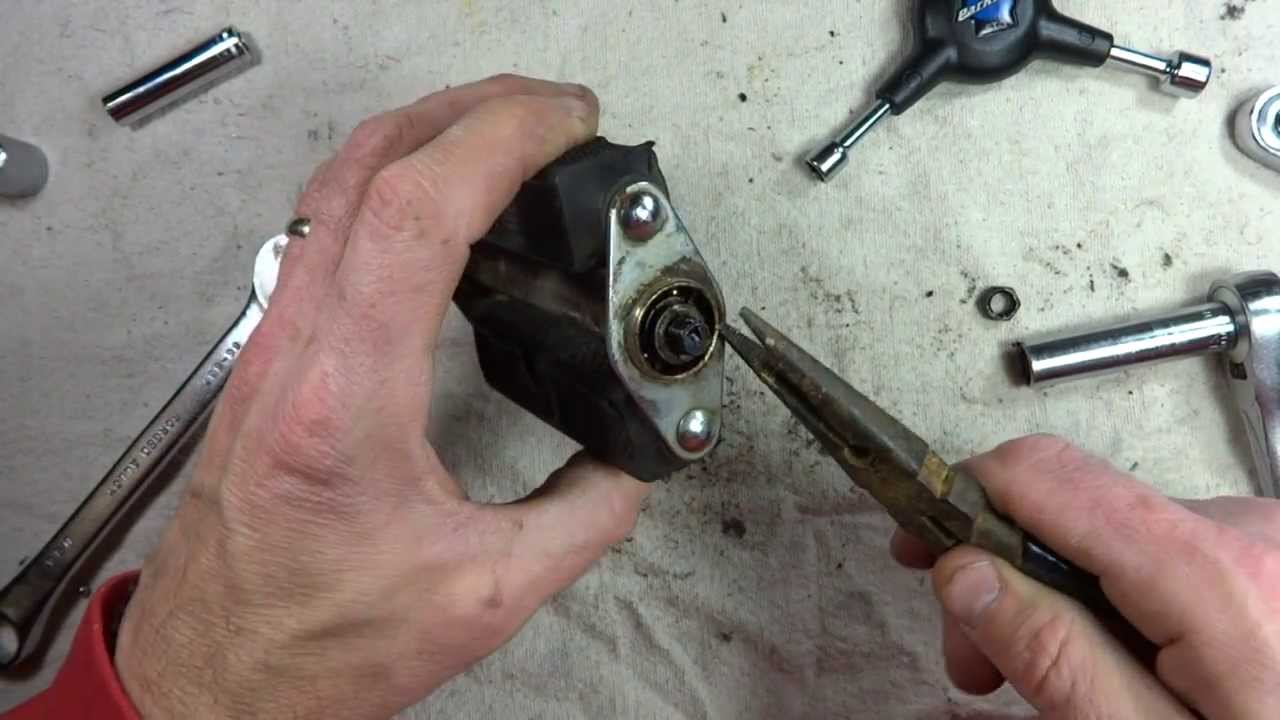 How To Overhaul Vintage Raleigh/Phillips/Rudge Bike Pedals - Remove/Clean/Install New Bearings