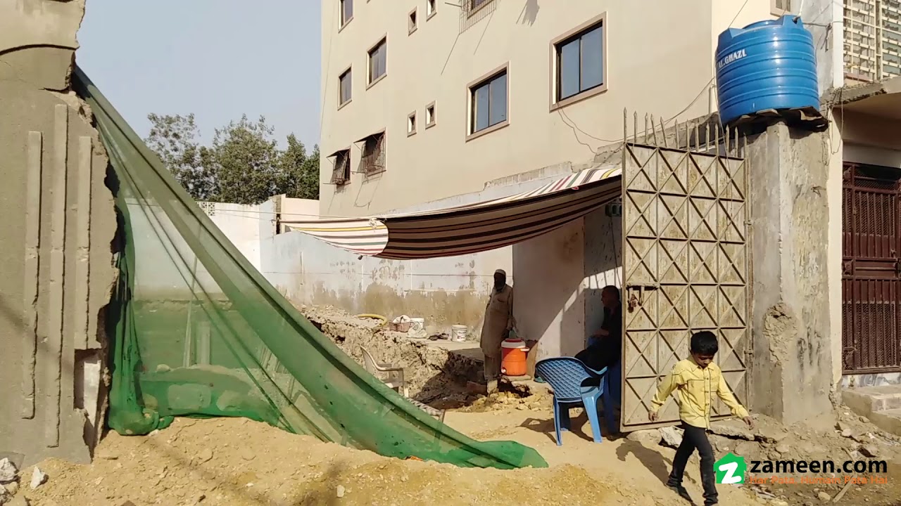4.4 MARLA FLAT FOR SALE IN GARDEN EAST JAMSHED TOWN KARACHI
