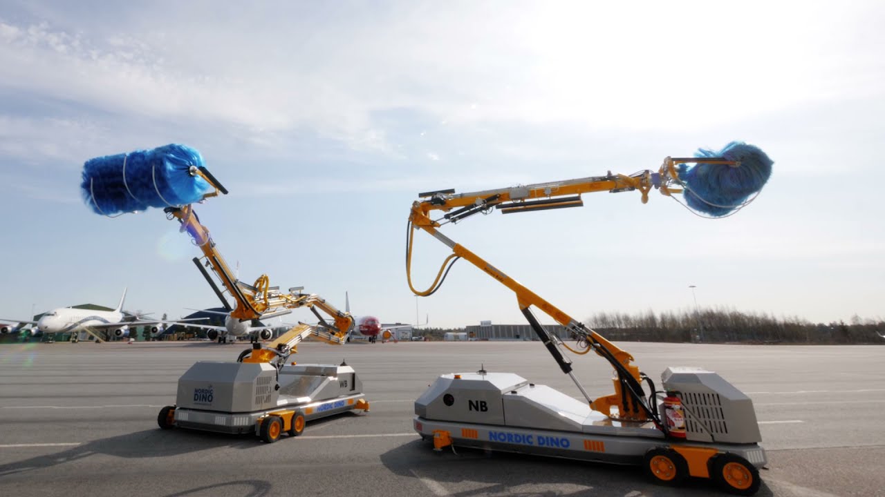 Nordic Dino - robotics for innovative exterior aircraft cleaning process