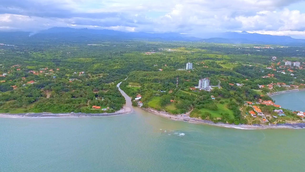 VENDO TERRENO en Punta Barco PANAMÁ: 20 hectáreas cerca de PLAYA | 📱 (507) 6675-3283 US$19.50 x m2.