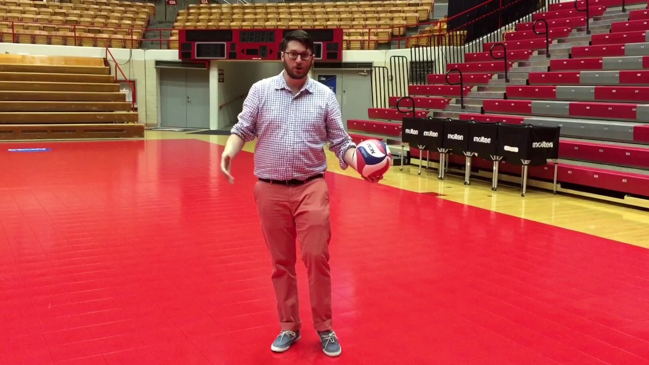 Nic Szerszen Breaks Down Vinnie Lopes' Serve (5/5/17)