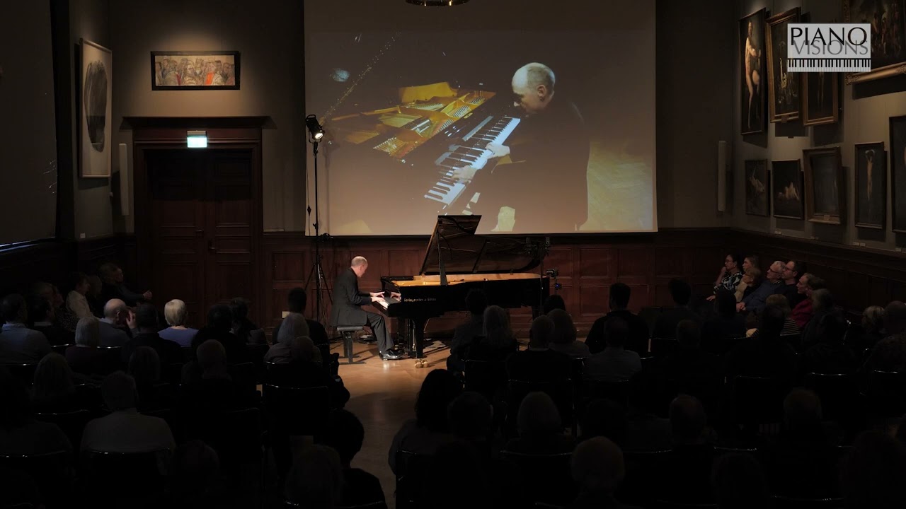 Beethoven Andante Favori WoO 57 | Leon McCawley piano