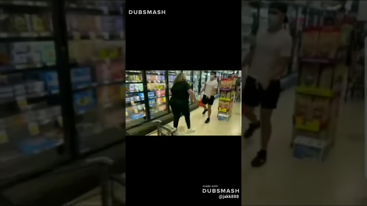 MAGAsaurus chases man in Ralph's.