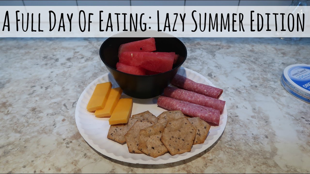 What We Eat In a Day // Lazy Summer Edition