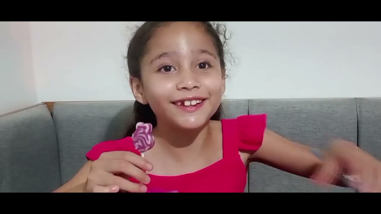 Provando doces asi&aacute;ticos