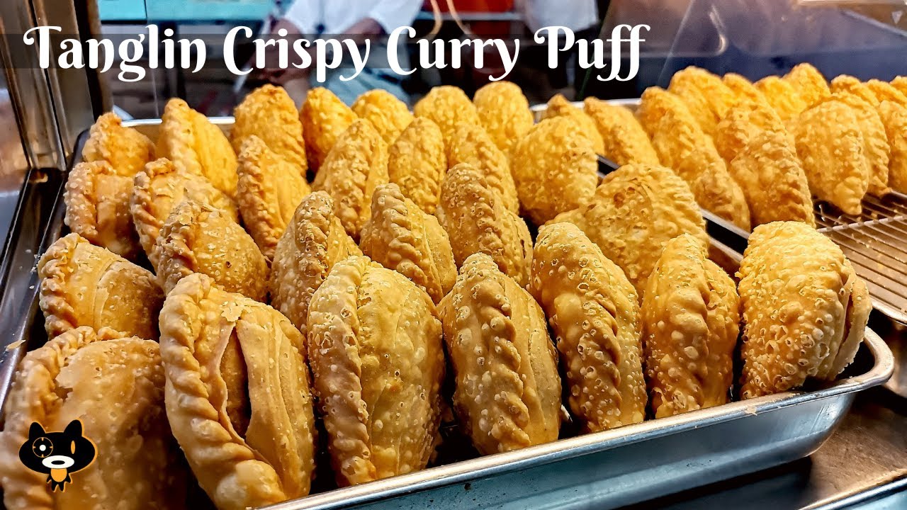 SINGAPORE HAWKER FOOD | Tanglin Crispy Curry Puff (东陵酥皮咖喱角) | Hong Lim Food Centre