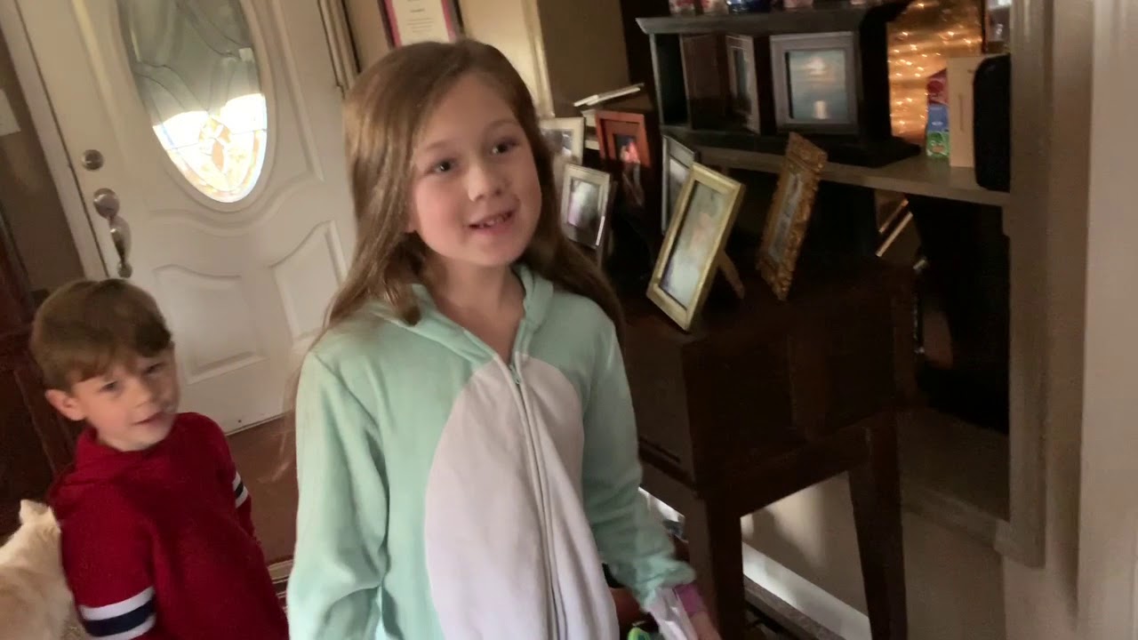Haley Gets Surprised With JoJo Siwa Tickets