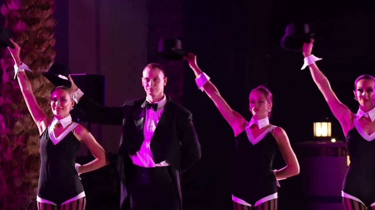 Cabaret Dance show ('One (Reprise)')