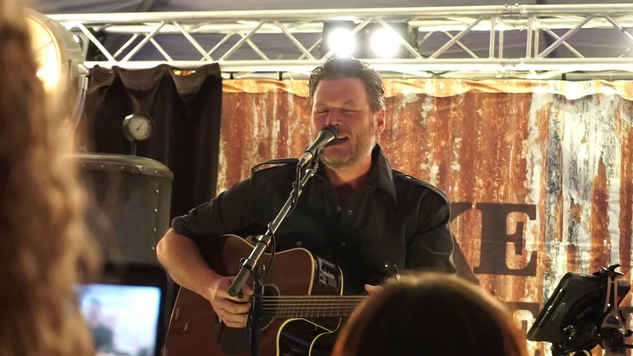 Blake Shelton VIP Mohegan Sun Arena Wilkes-Barre PA 3/18/16