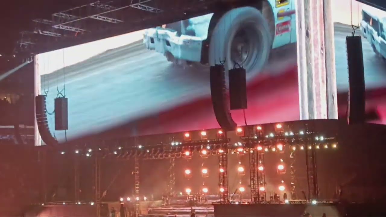 Don't We by Morgan Wallen in Houston TX in NRG Stadium 6/20/25