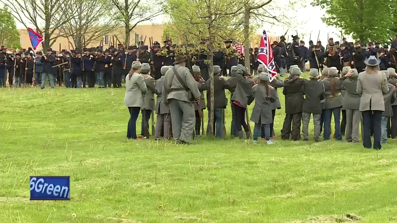 5th graders hold Civil War reenactment