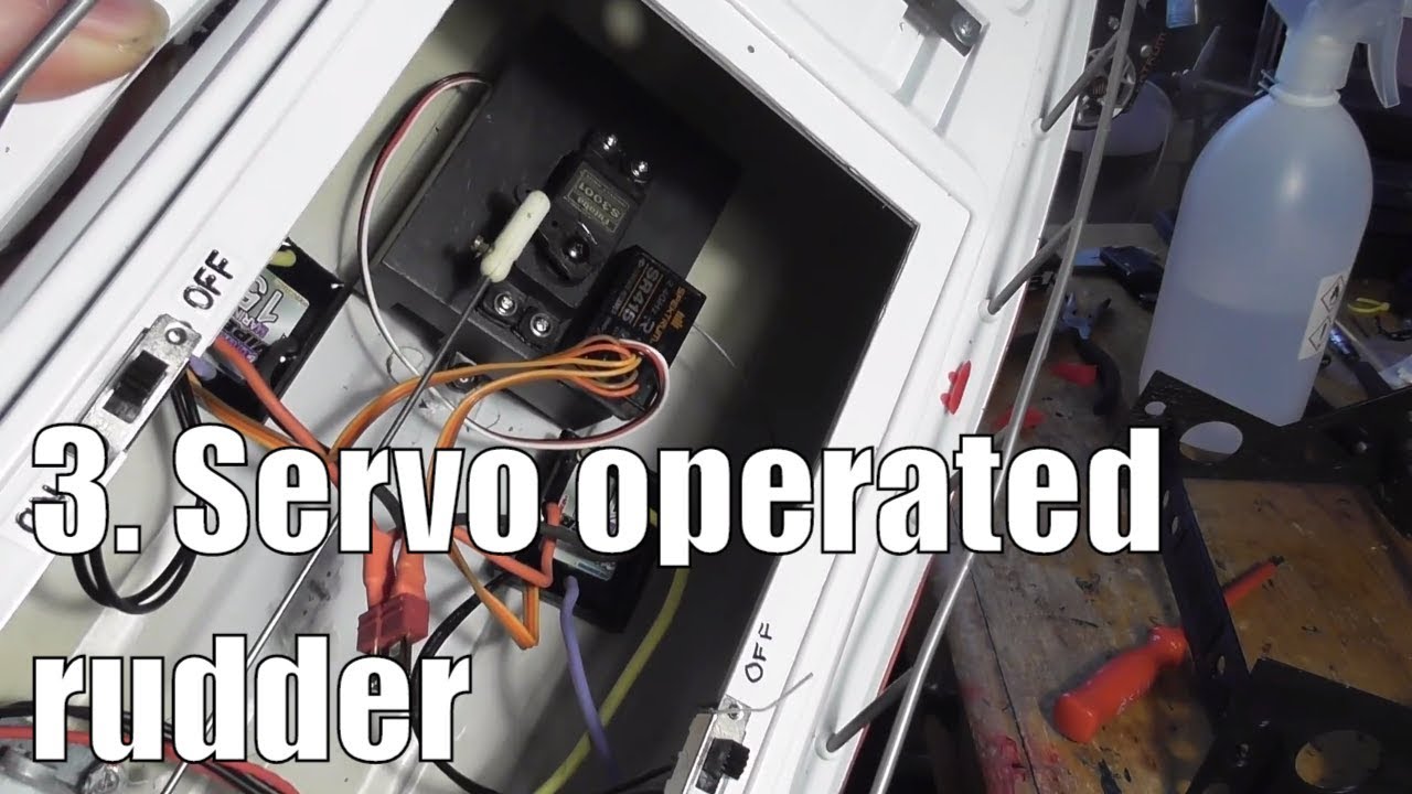 Upgrading Heng Long Atlantic Yacht 3: servo operated rudder