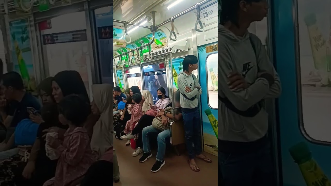 KRL ke Bogor emang joss!!! Gk ada libur. #krl #commuterline #bogor #jakarta #kereta