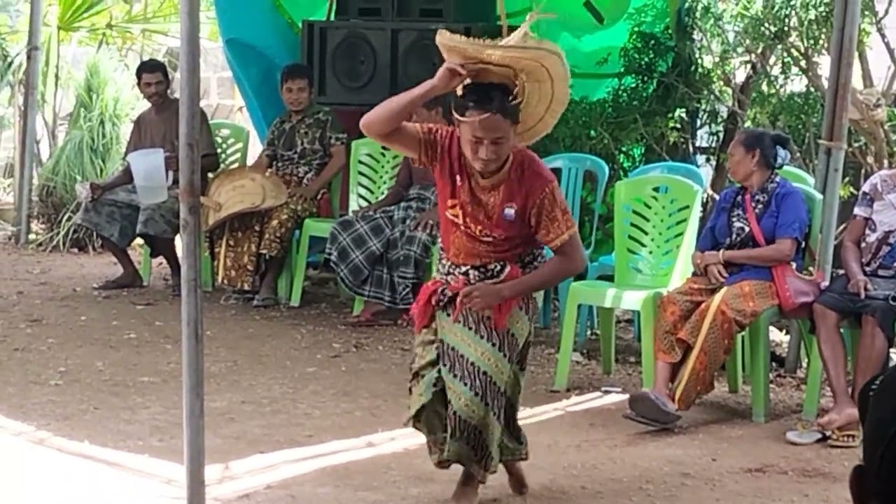Foti di Acara Tu'u