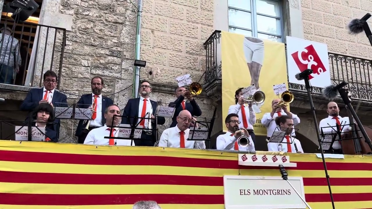 Sardana "El paratge dels Desmais" (Carlim Nixach) Cobla Montgrins