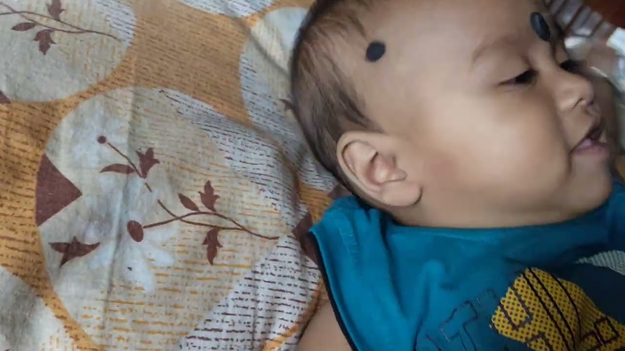 Rudrik 🥰dupure na muk 🙈🤣chapa diye🎉🎊 khelche || #trending #cutebaby #viral #video 