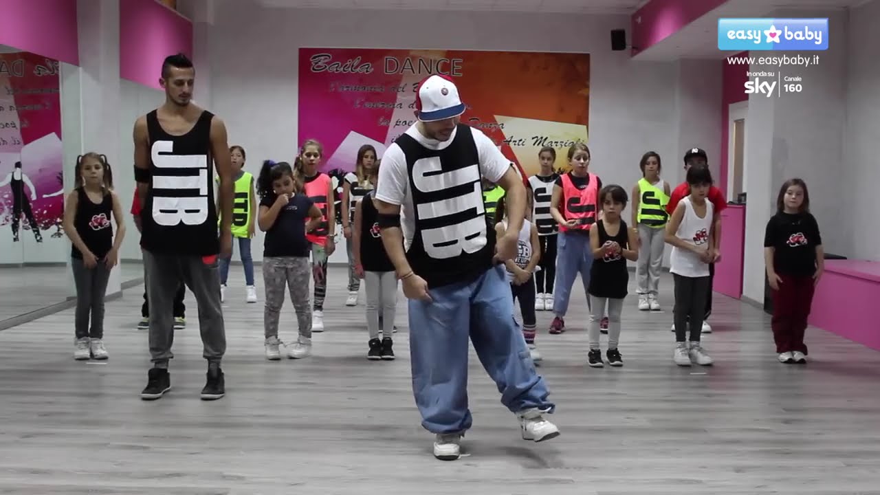 Easy Dance - Ep1 - Hip Hop Dance Tutorial - Conduce Giuseppe Meli - CH. 160 SKY EASY BABY.