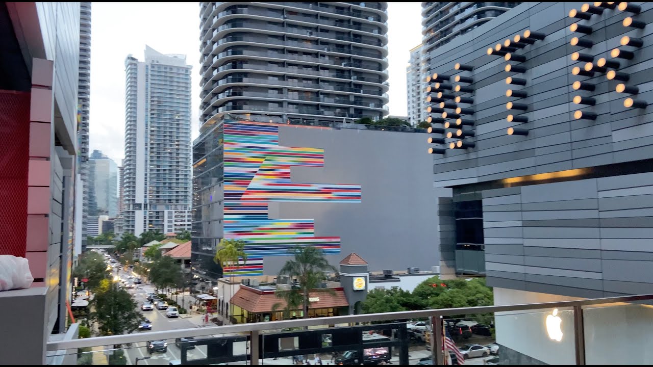el centro comercial mas top de Miami en vivo @MatimotoTravelTech #4k #miami #brickellmiami #tourism