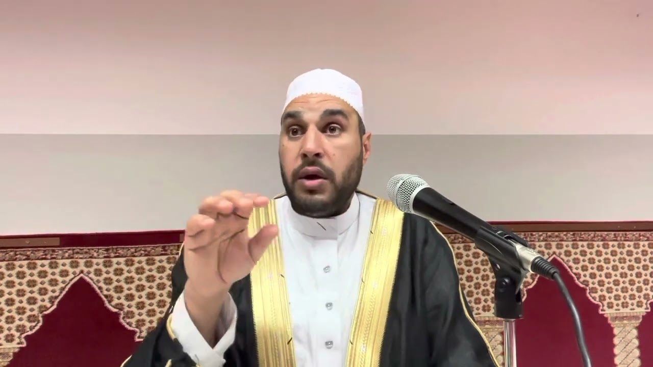حكم وقوع رذاذ البول على الجسم أو الثوب / الدكتور محمد عبد الجليل