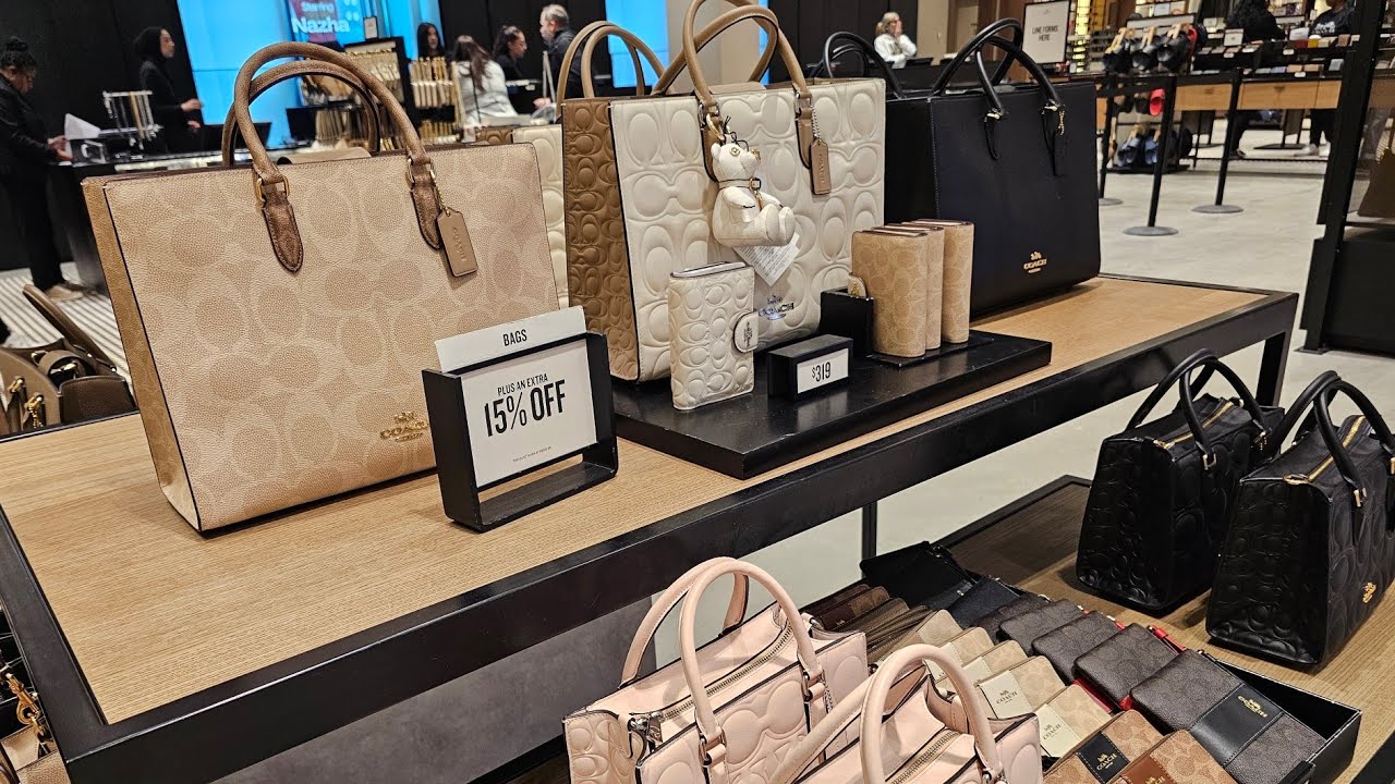 😍COACH OUTLET~ BAGS~ WALLETS & MORE~ LET'S BROWSE👛 additional 15% off the entire store❤️