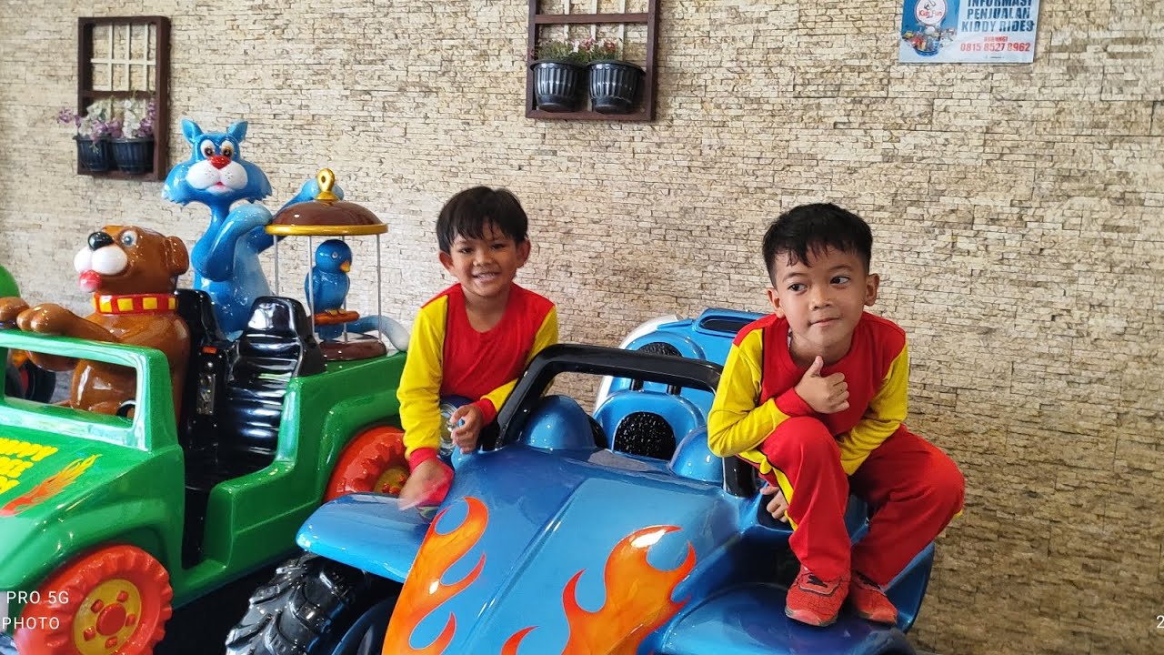 Blaster Boat with Azka Family - Kidsfun Yogyakarta