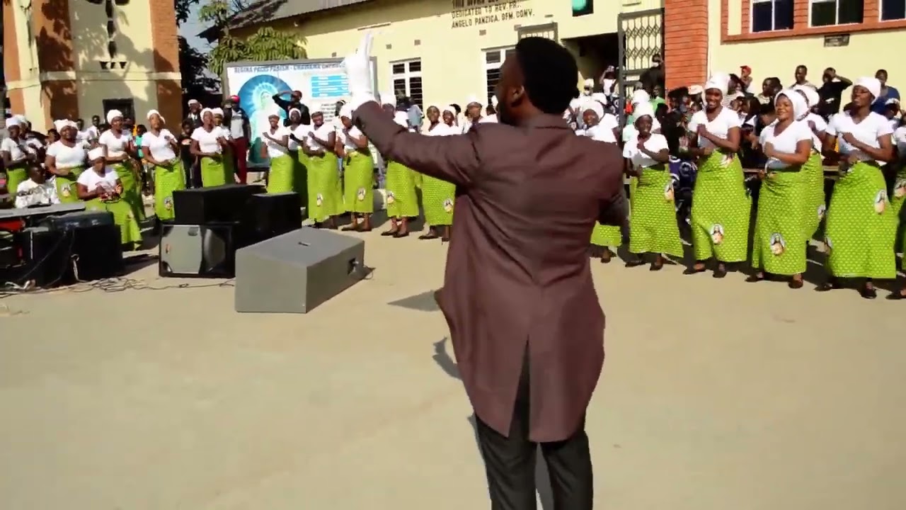 Ntungulu Ndi Manja aah, Kuyamika Kwa Chifundo by 