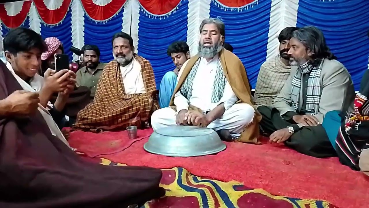 Beautyfull Saraiki Song  》》Singer FAROOQ KASHI
