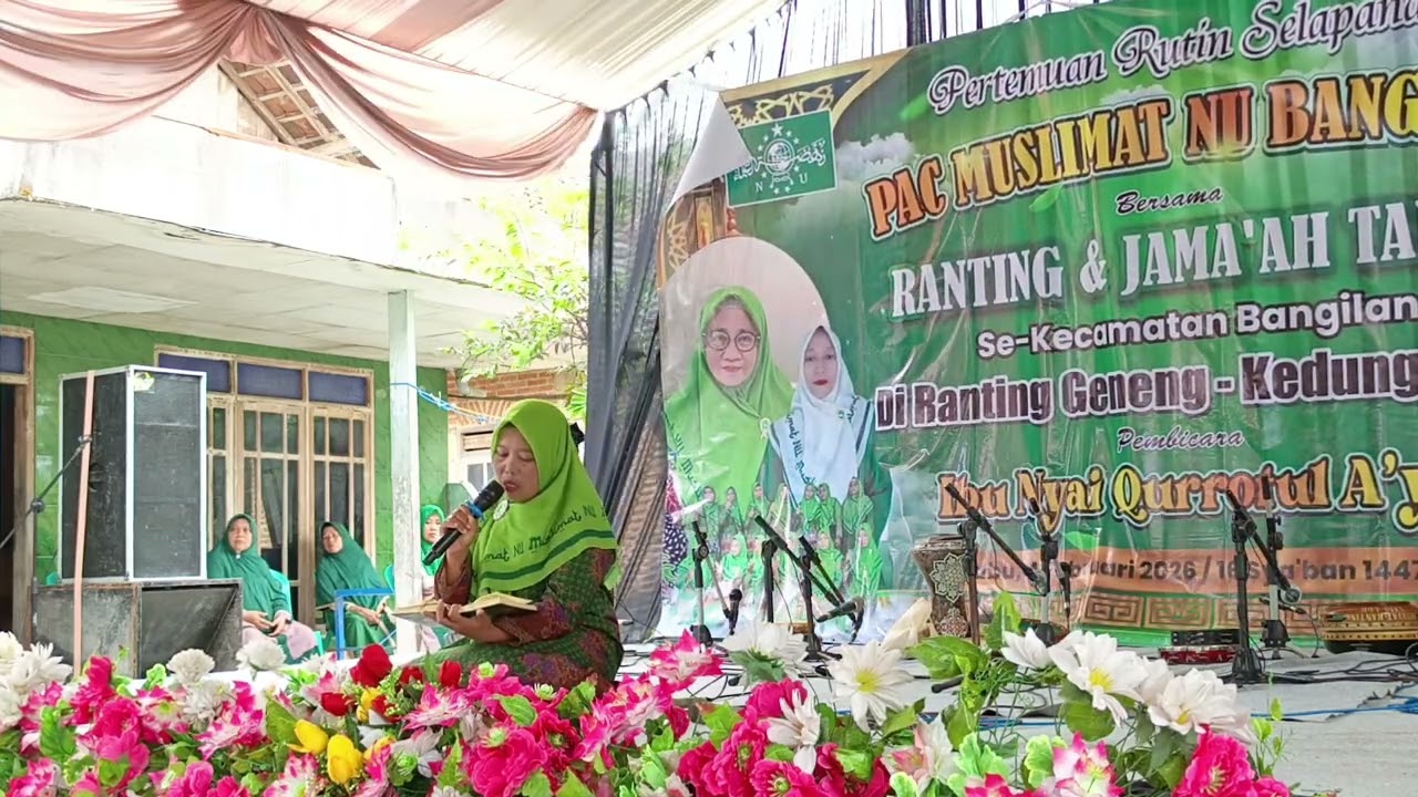 Pembacaan ayat-ayat suci Al Qur'an oleh Ibu Maria Ulfa
