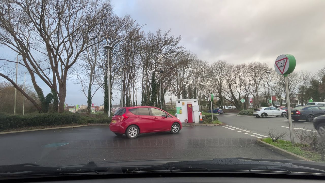Get petrol at Waterlooville Asda and drive from Cowplain to Old Portsmouth