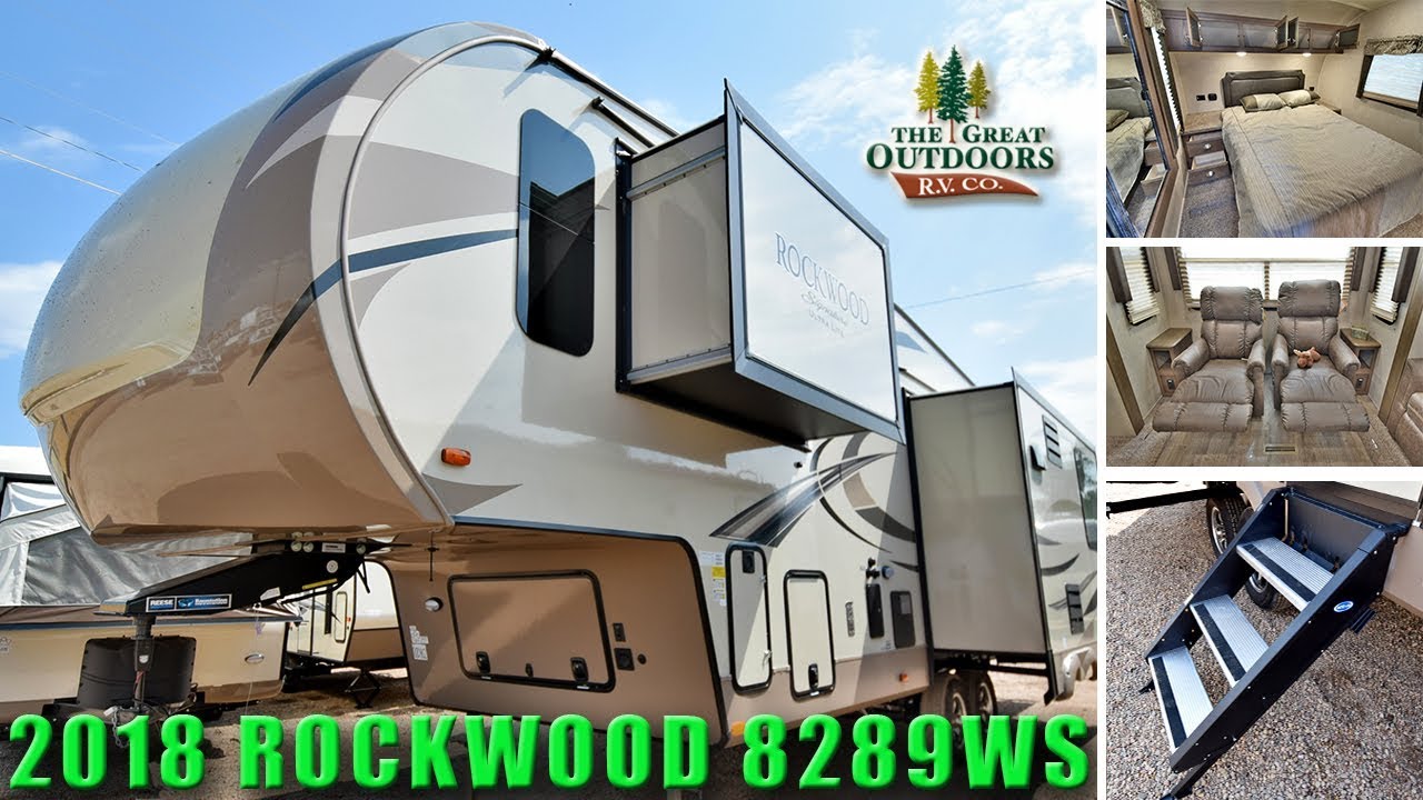 New 2018 ROCKWOOD 8289WS Signature Ultra Lite Fifth Wheel Rear Living Room Colorado RV