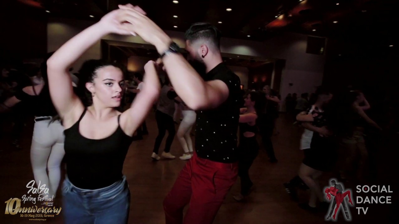 Dez Salsero & Margarita Skarlea - Salsa social dancing at the Salsa Spring Festival 2019