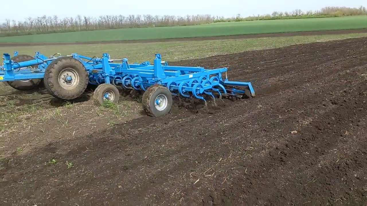 культивация предпосевным культиватором  КБМ -8 