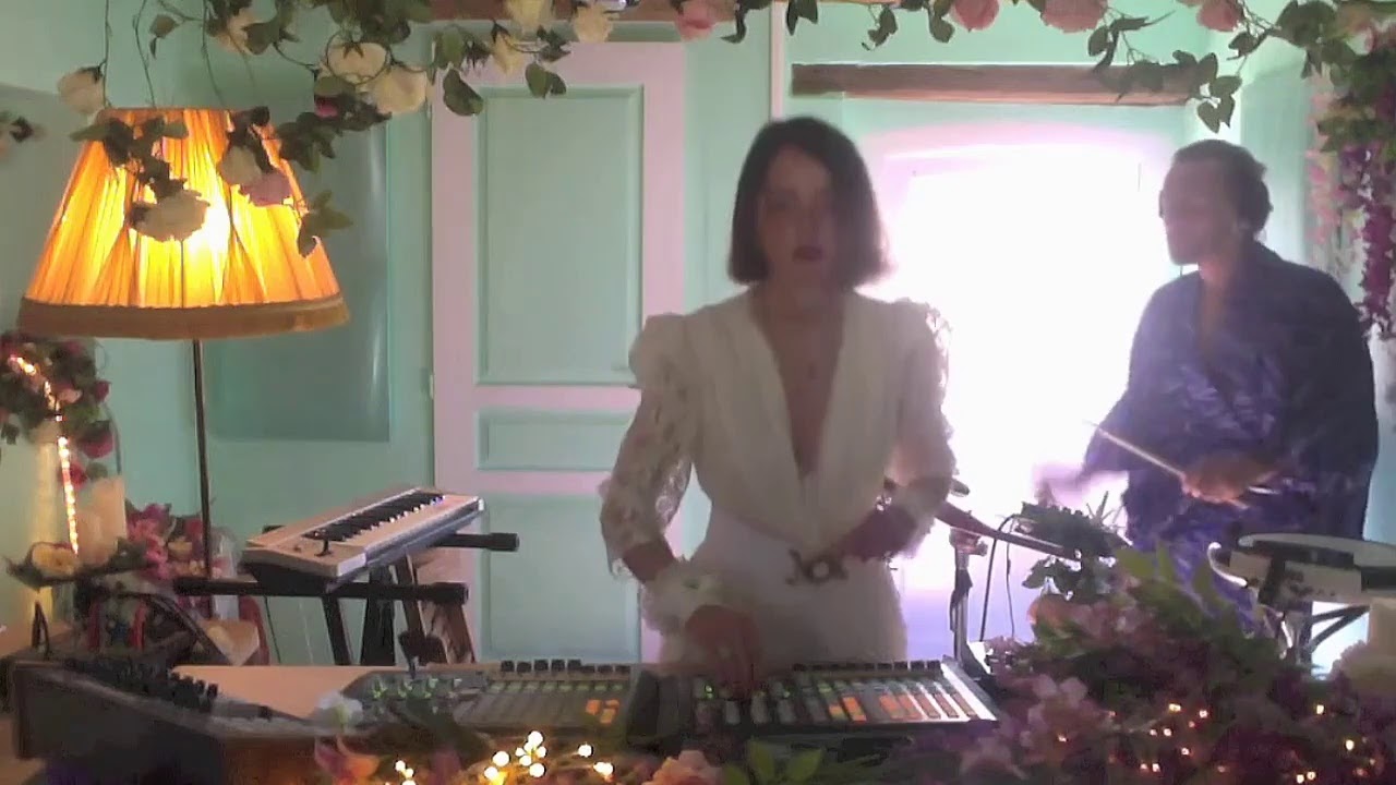 ANTIVIRUS LIVE RADIO | Irene Dresel Live Set