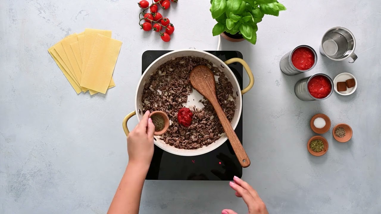 Pannulasagne yhdell&auml; pannulla &ndash; helppo ja herkullinen arkiruoka