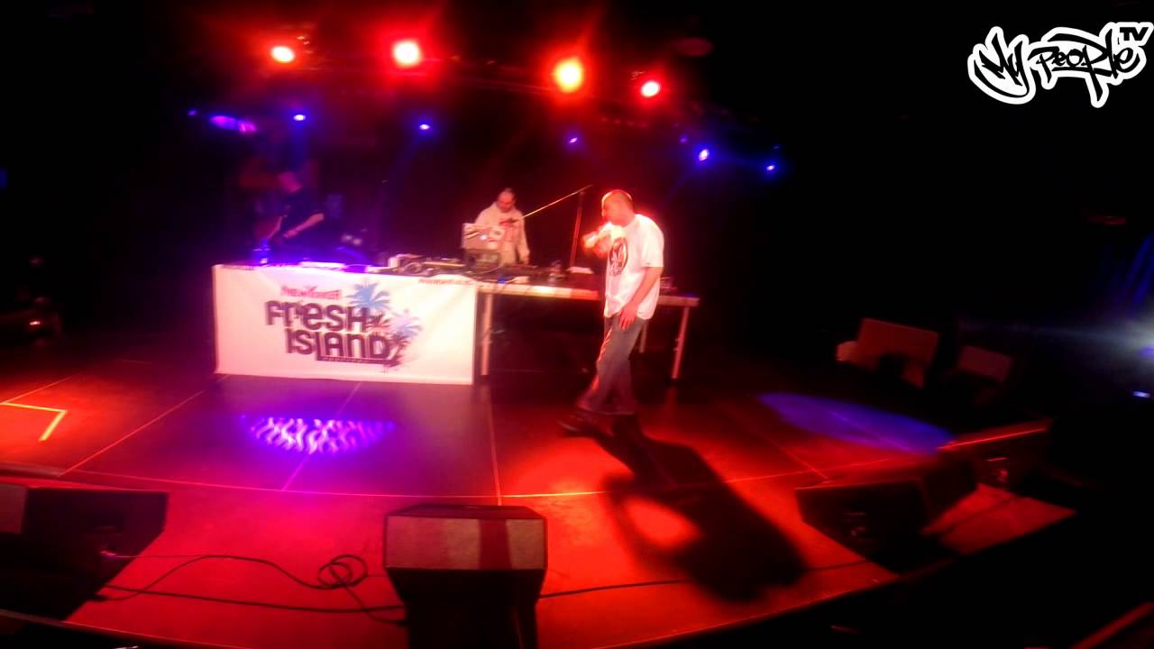 General Woo - S Tobom Ne Znam Kad (live) @ Dom Omladine