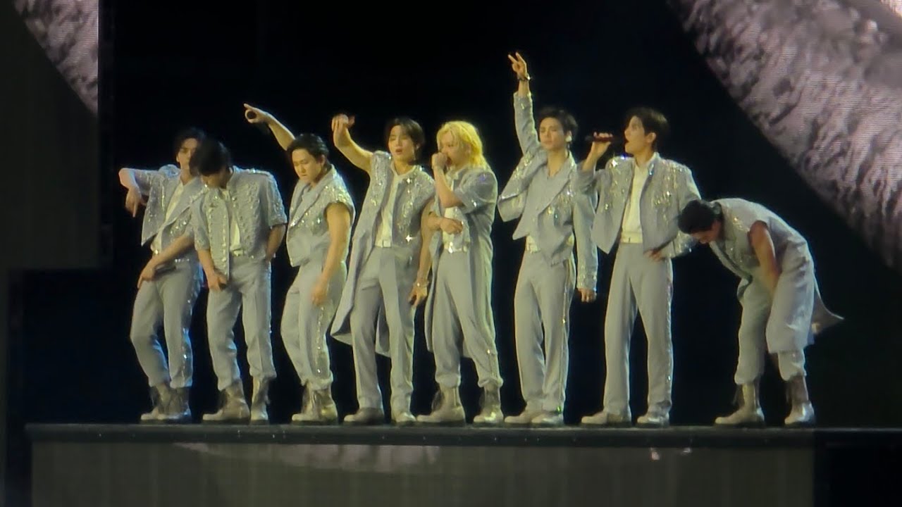 250719 (London) Stray Kids - Mountains, Thunderous