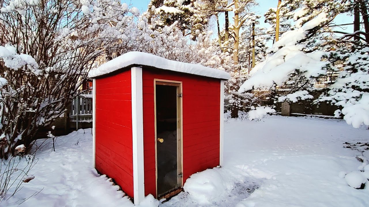 Building a DIY sauna house in my backyard in 4 minutes