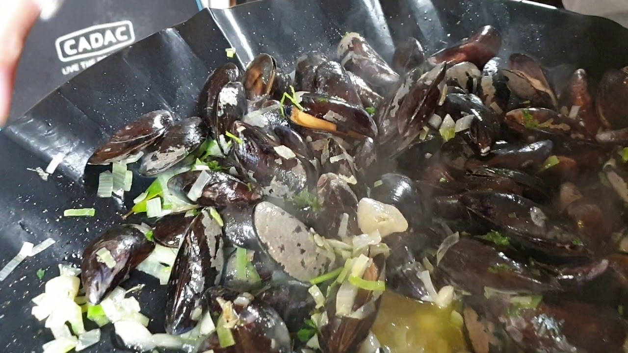 Mosselen op z'n Spaans op de Skottelbraai