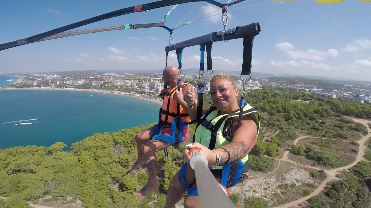 Parasailing - Granada Luxury Okurcalar  Veronika-Norbert
